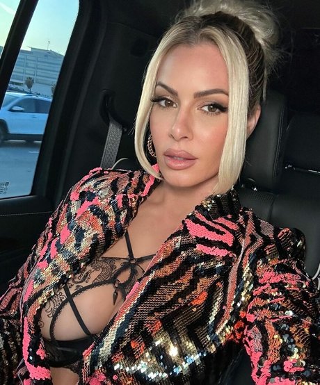 Maryse WWE pornstar pictures