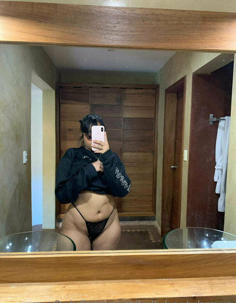 kellybootybrown nude pornstar image