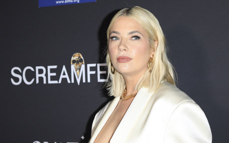 Ashley Benson art star picture