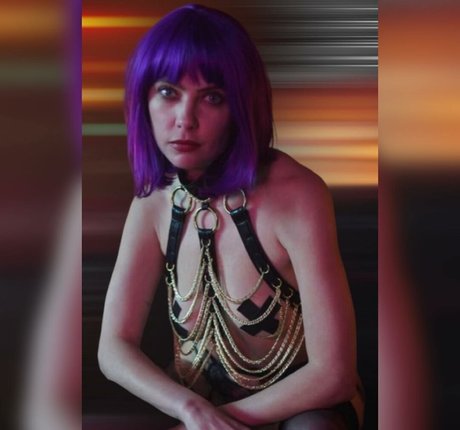 Ashley Benson star sex photo