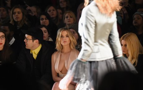 Ashley Benson star pornographic pics