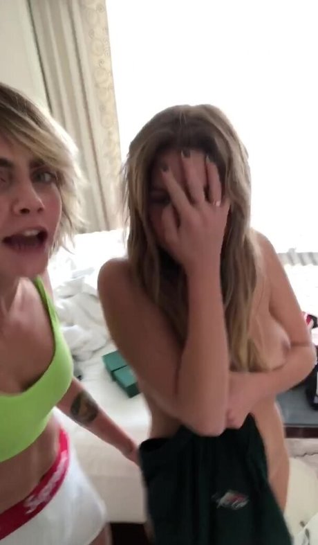 Ashley Benson best model photo