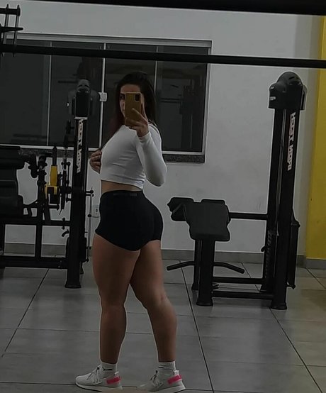 Kareningold sex actress pic