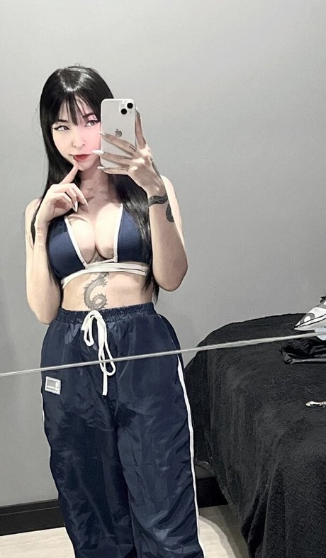 Minhas Edit Profile pic