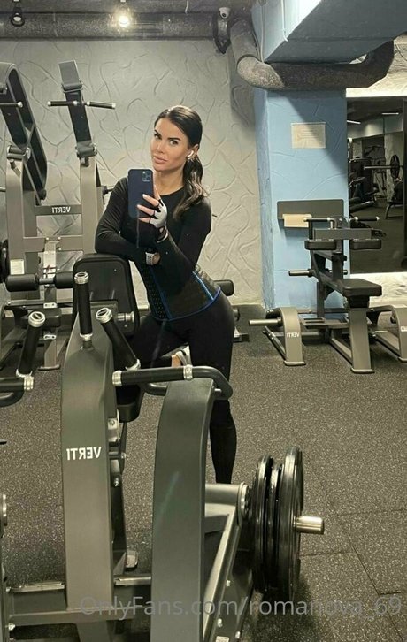 romanova 69 pornographic model img