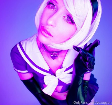 yuzupyon model pretty gallery