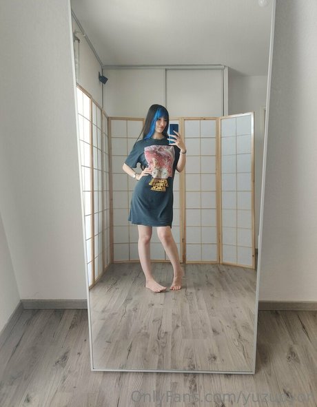 yuzupyon naked actress archive