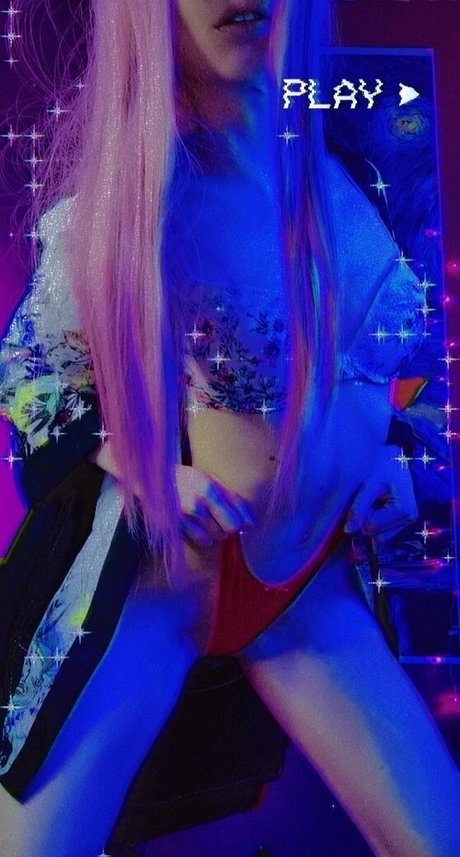 lil holly porn star photos