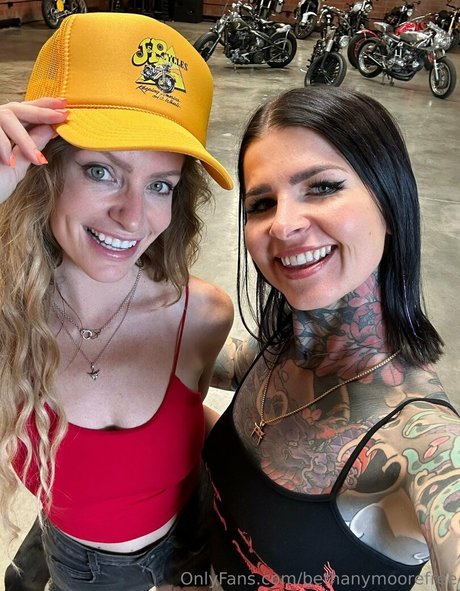 bethanymoorefree nice actress photo