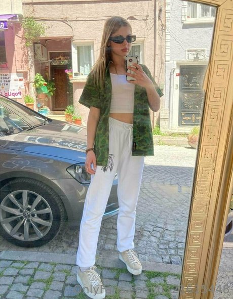 sandrateeny actress pictures