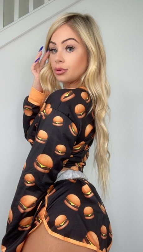 brookeshowsxx pornstar best picture