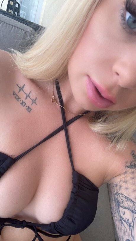 brookeshowsxx best pornstar image