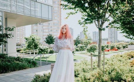 lily275 perfect model img