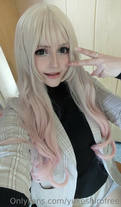 yukeshirofree pretty pornstar image