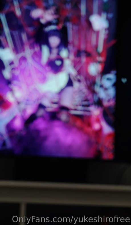 yukeshirofree model pretty photo