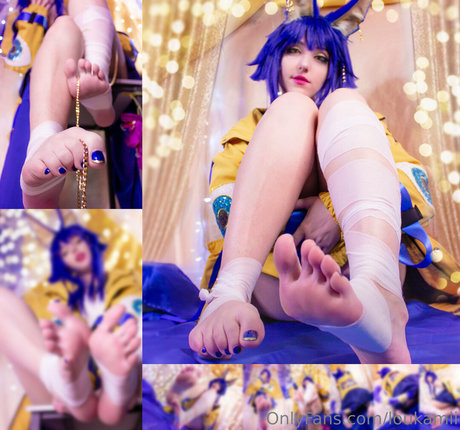 loukamii pornographic model img