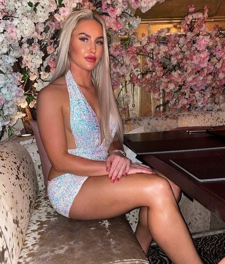 Charley Hull nude actress image