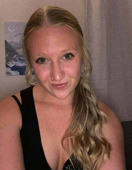 its kt adult star pic