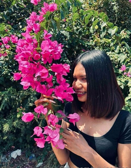 tinyjasmine sexy model pics