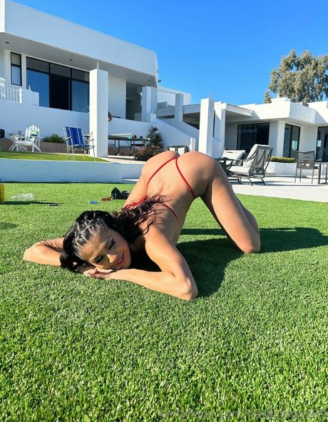 nadialopez69 xxx model galleries