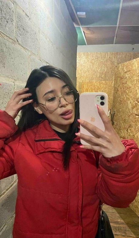 carolinee2000 nice star picture