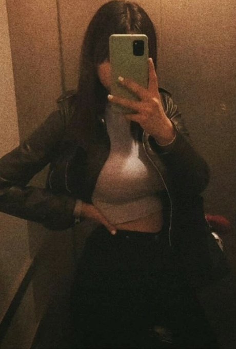 Wiktoria Bystron model nice images