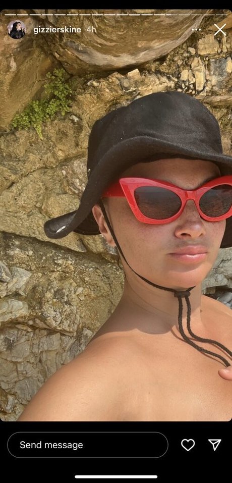 Gizzi Erskine star sexy gallery