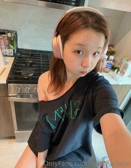 matcha latte model sexy pics