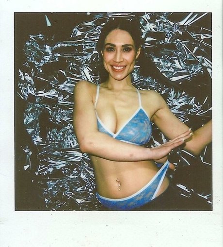 Cassie Steele star pornographic pics