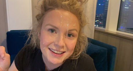 bunnycovered pornstar erotic picture