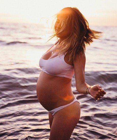 Daniella Monet Profile pic