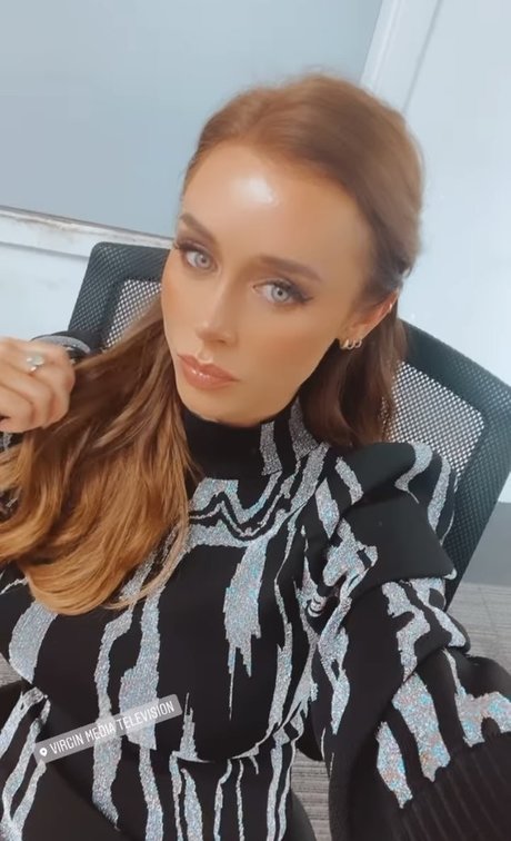 Una Healy sexy pornstar photo