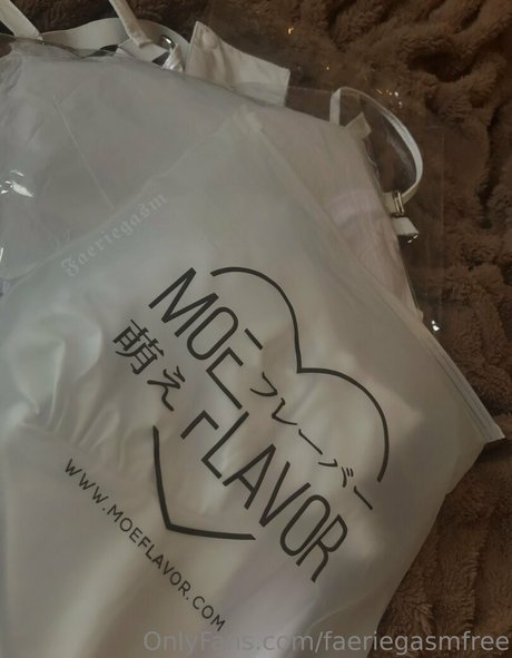 faeriegasmfree star pornographic pic