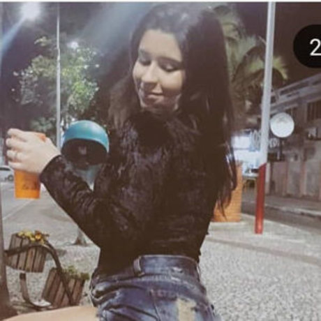 Bruna Junckes pornstar hot img