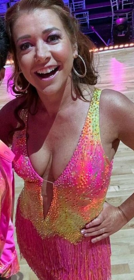 Alyson Hannigan pornstar hot pics