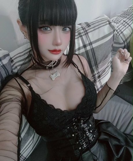 Unicornliliii model sexy img