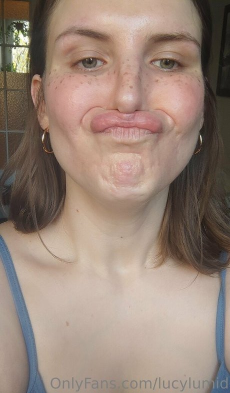 lucylumid model sex picture