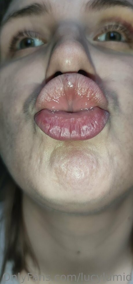 lucylumid star naked gallery