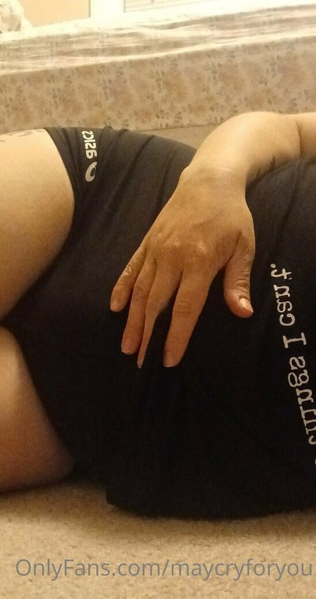 maycryforyou hot star pics