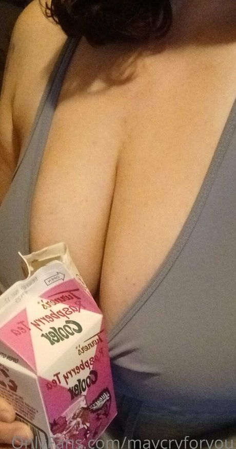 maycryforyou xxx model image