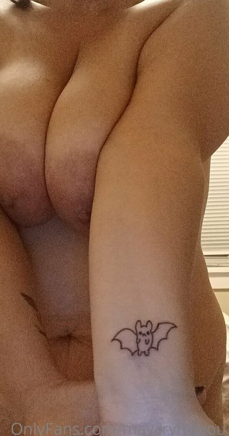 maycryforyou model sex pic