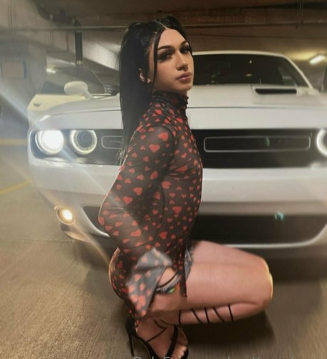 prettypinkuziii nudes model pic