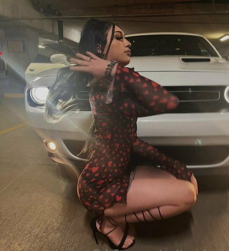 prettypinkuziii xxx actress galleries