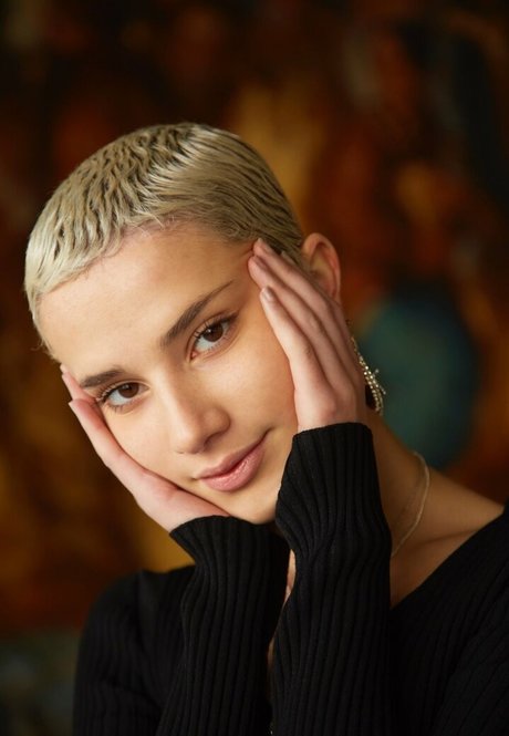 Daisy Delancey high quality star picture