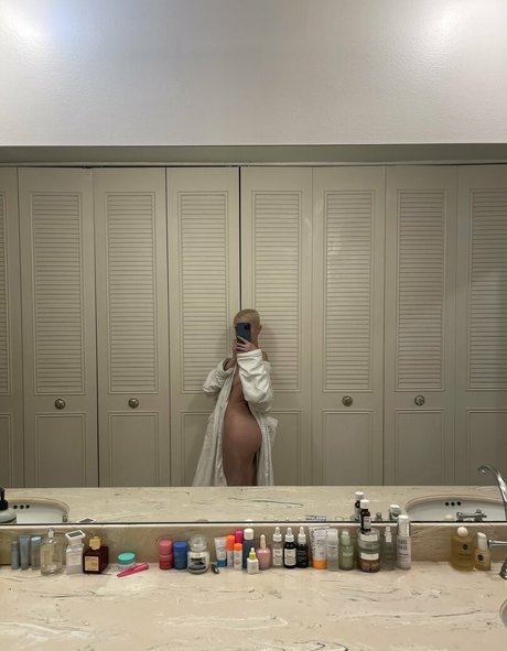 Daisy Delancey erotic model images