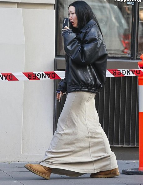 Noah Cyrus beautiful pornstar picture