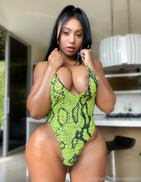 BritishOlivia star sexy pics