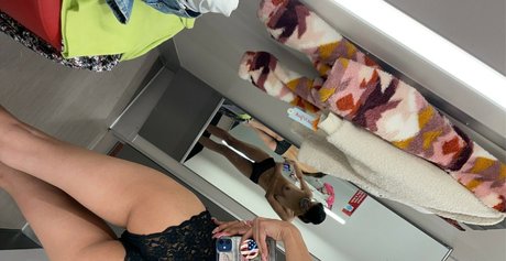 Sona Bella model xxx photos