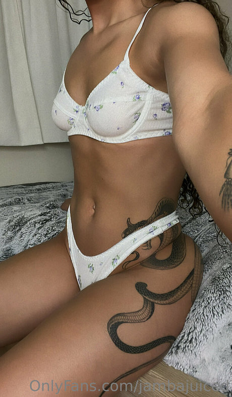 jambajuiced model perfect pic