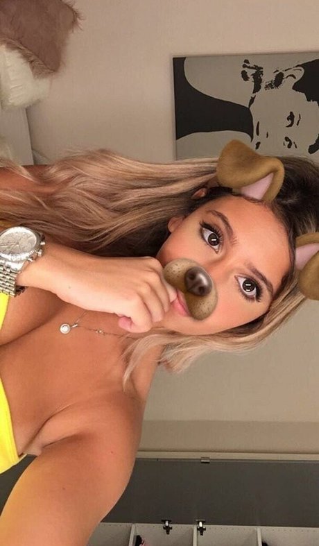 Coral Sharon nudes star img